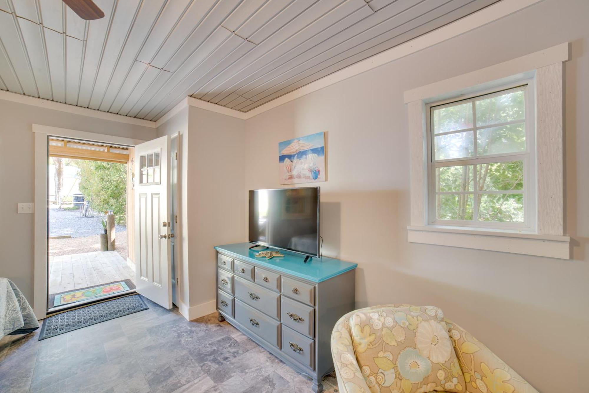Ocean Isle Beach Studio With Patio - 1 Mi To Pier! Exterior foto